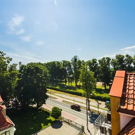 43 Z Widokiem Na Jezioro - *