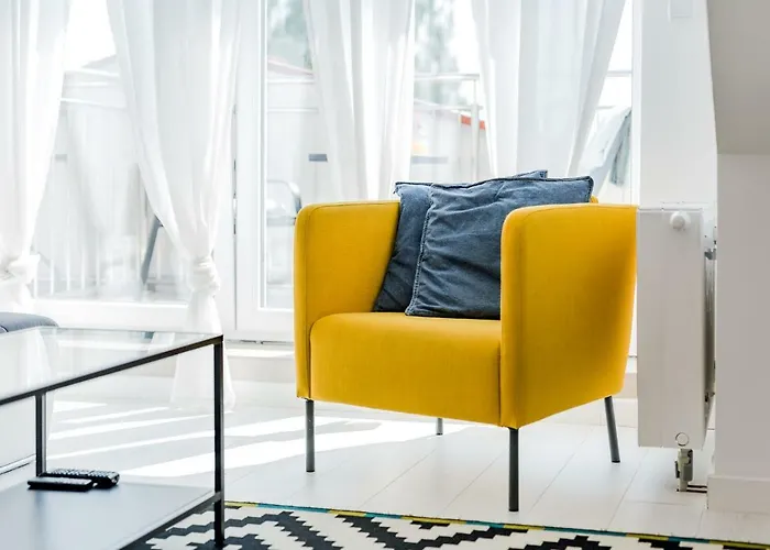 43 Z Widokiem Na Jezioro - *